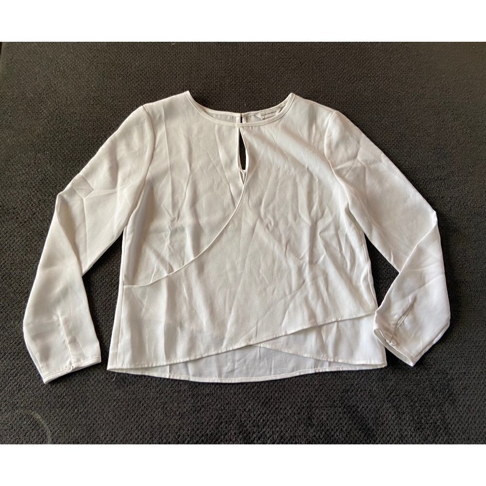Club Monaco key hole wrap long sleeve shirt size medium